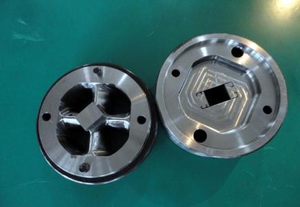 ������ѹģ������������